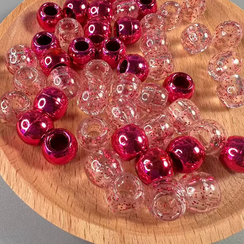 Grandes perles roses brillantes pour coiffure enfant – vue 3
