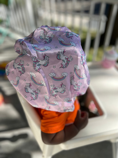 BONNET DE NUIT EN SATIN 2-8 ANS LICORNE - Serenity Night - Rose pale