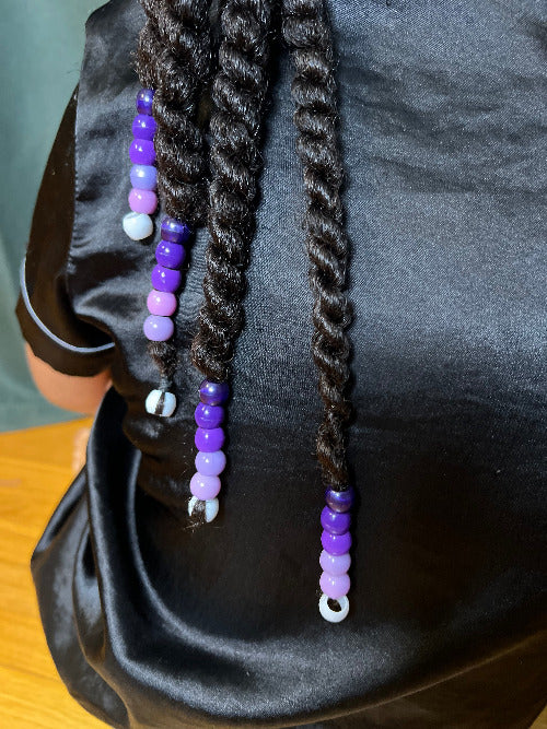 Perles viollete large -tresse-cheveux-frise