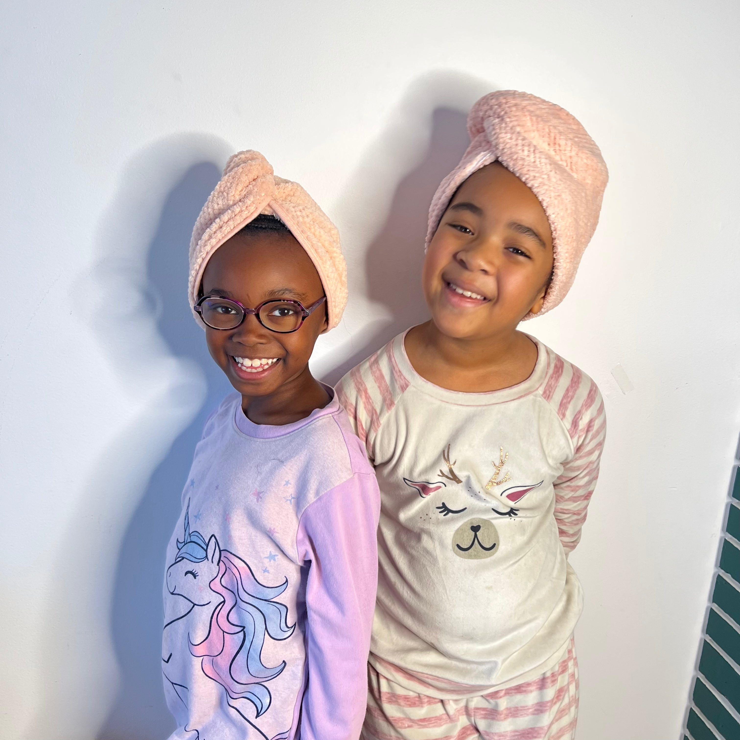 SERVIETTE MICROFIBRE ANTI-CASSE CHEVEUX TEXTURÉS Naturally Pretty