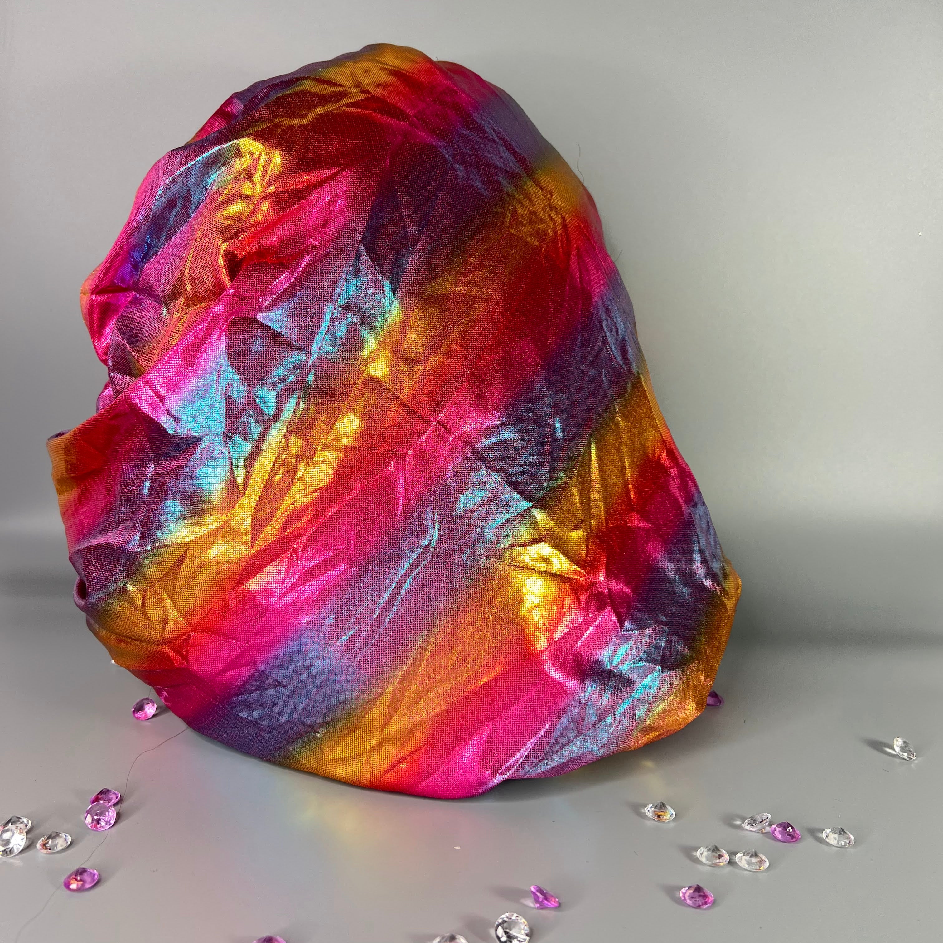 Bonnet en soie doux et soyeux pour protéger les cheveux fragiles et volumineux