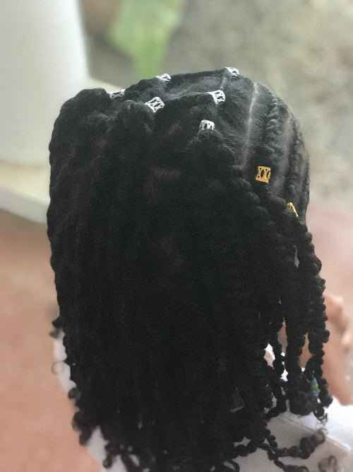 Tutoriel mini twists et attaches élastiques pour enfant – vue 5