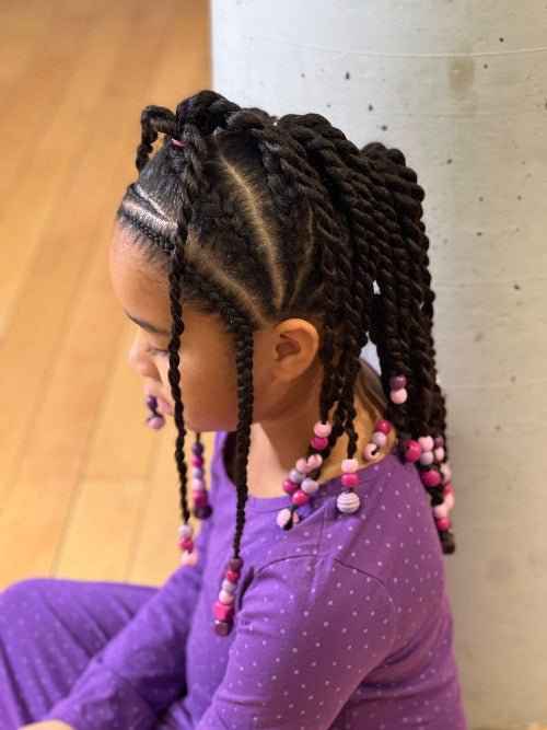 Tutoriel tresses collées Hawk sur cheveux texturés enfant – vue 5