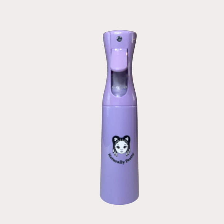 Spray brume violet idéal pour rafraîchir les boucles, frisures et cheveux crépus des enfants.